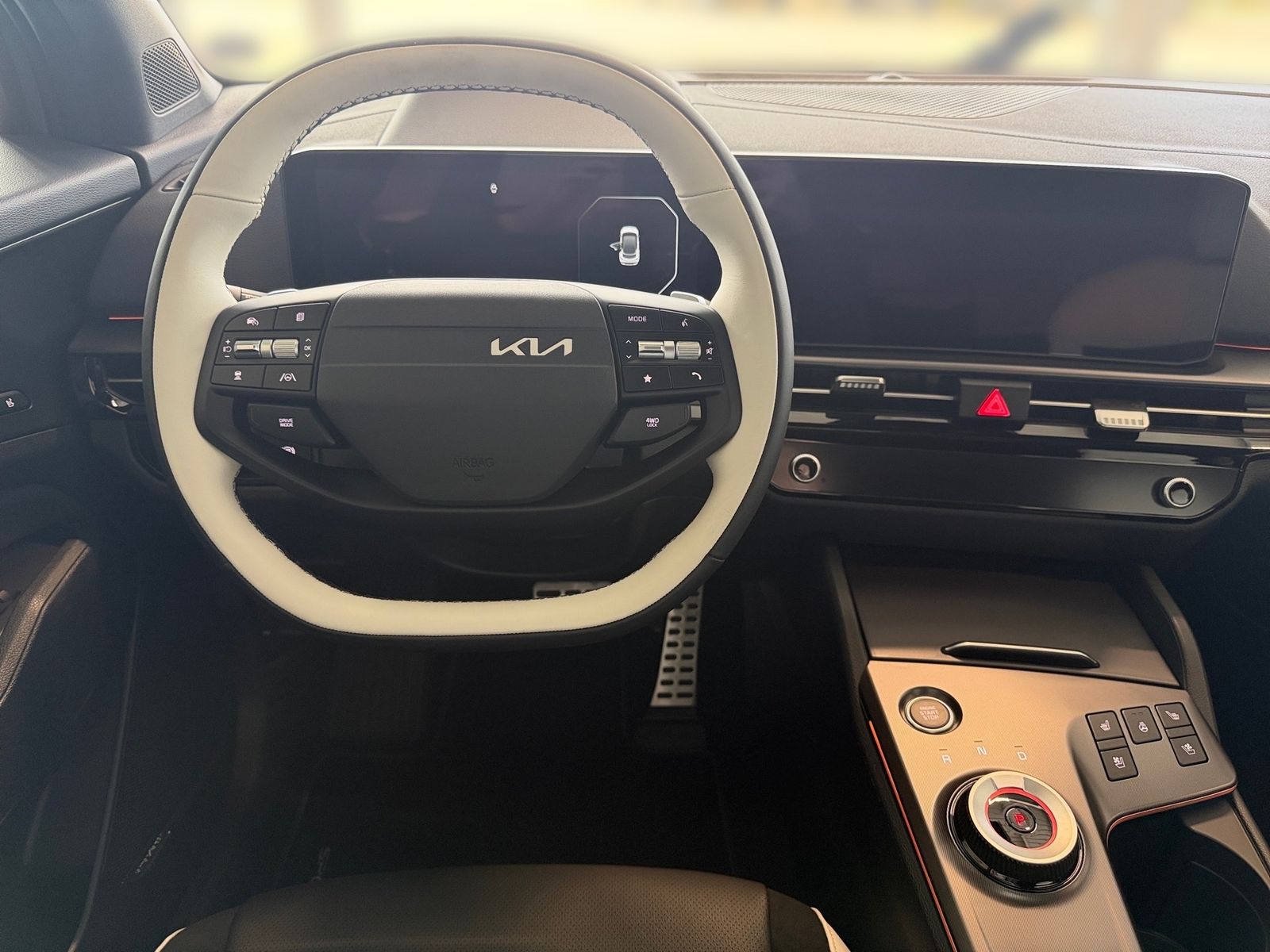 Fahrzeugabbildung Kia SPORTAGE 1.6T AWD DCT GTL SD GD DRI SOUN AHK