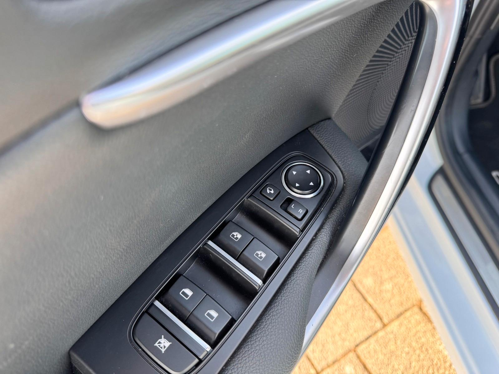 Kia cee'd Sportswagon 1.6 Plug-in Hybrid /DSG