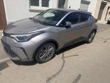 Toyota C-HR 2.0-l-VVTi Hybrid Team Deutschland AHK - Toyota C-HR: Team Deutschland