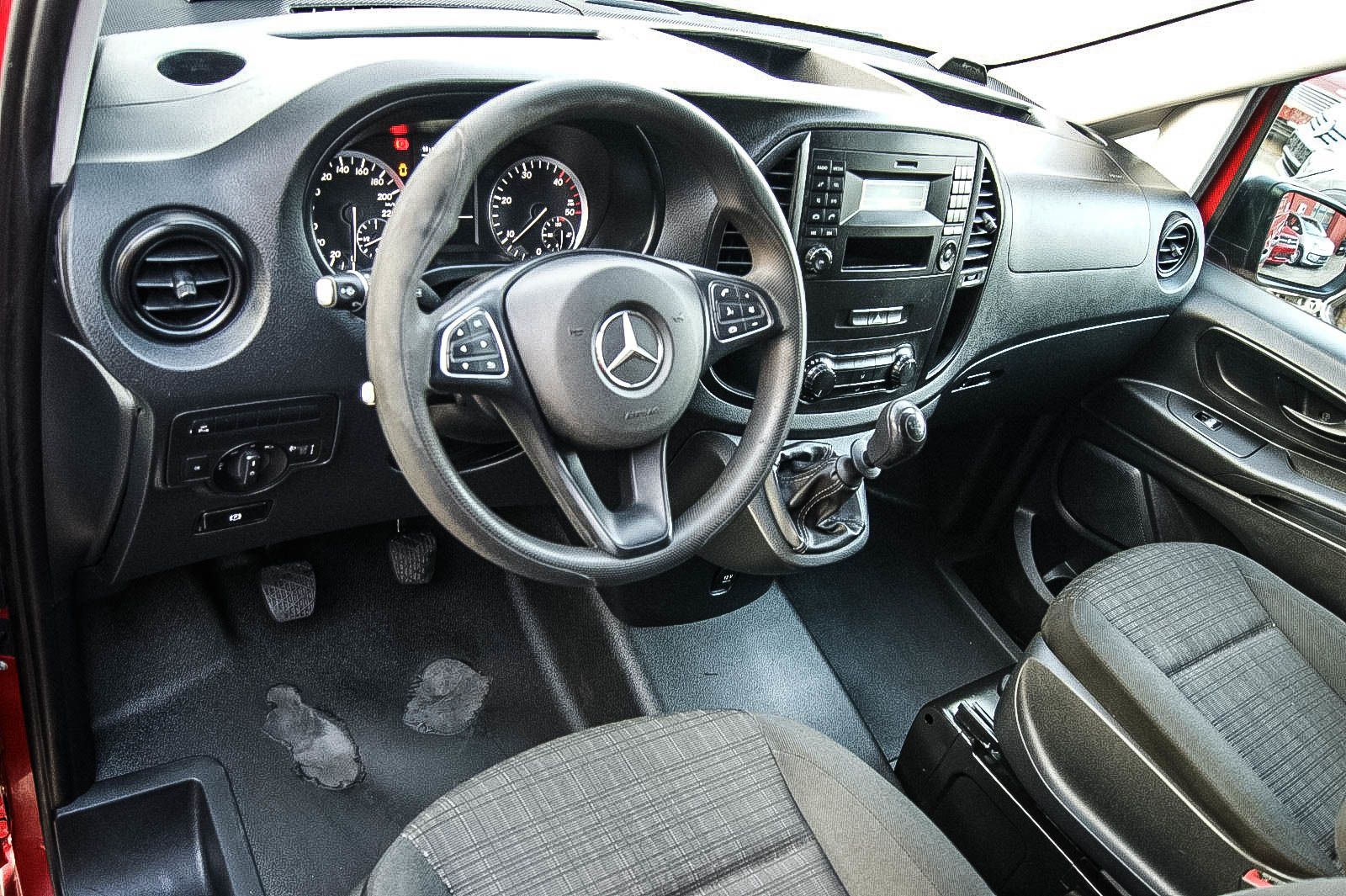 Fahrzeugabbildung Mercedes-Benz Vito 111 Bluetec CDI Kasten lang PARKLENKASSYST