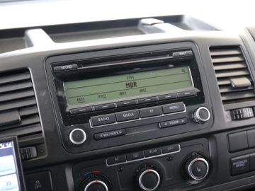 Volkswagen T5 Multivan 2.0TDI STANDHZ KLIMA SITZHZ AHK 7S