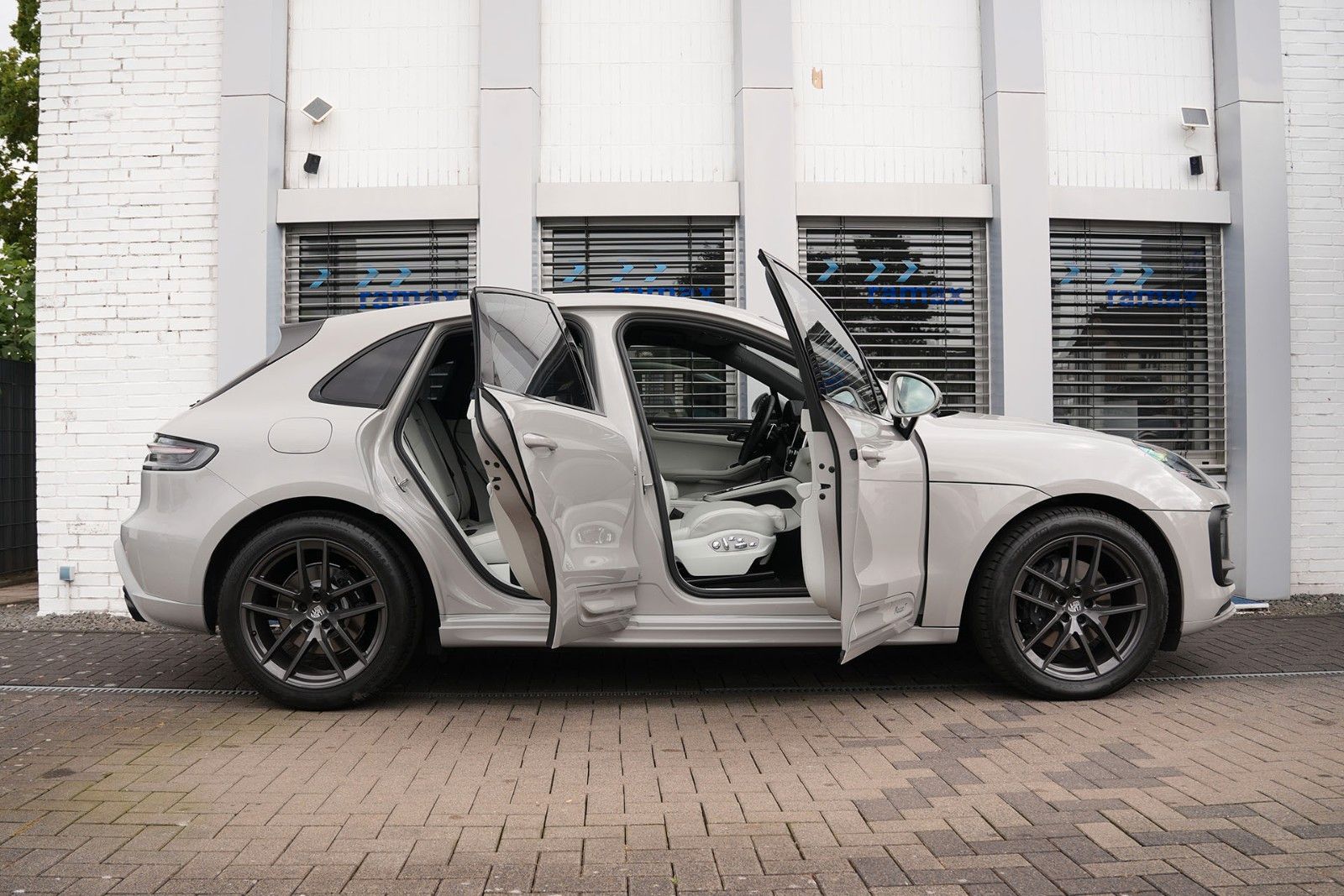 PORSCHE Macan T KREIDE-KREIDE-BURMESTER-ACC-LUFTF.-VOLL