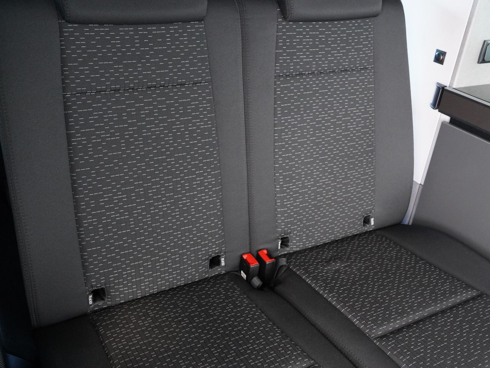 Fahrzeugabbildung Mercedes-Benz Vito Tourer 119 CDI Pro 4x4 lang PÖSSL/KÜCHE