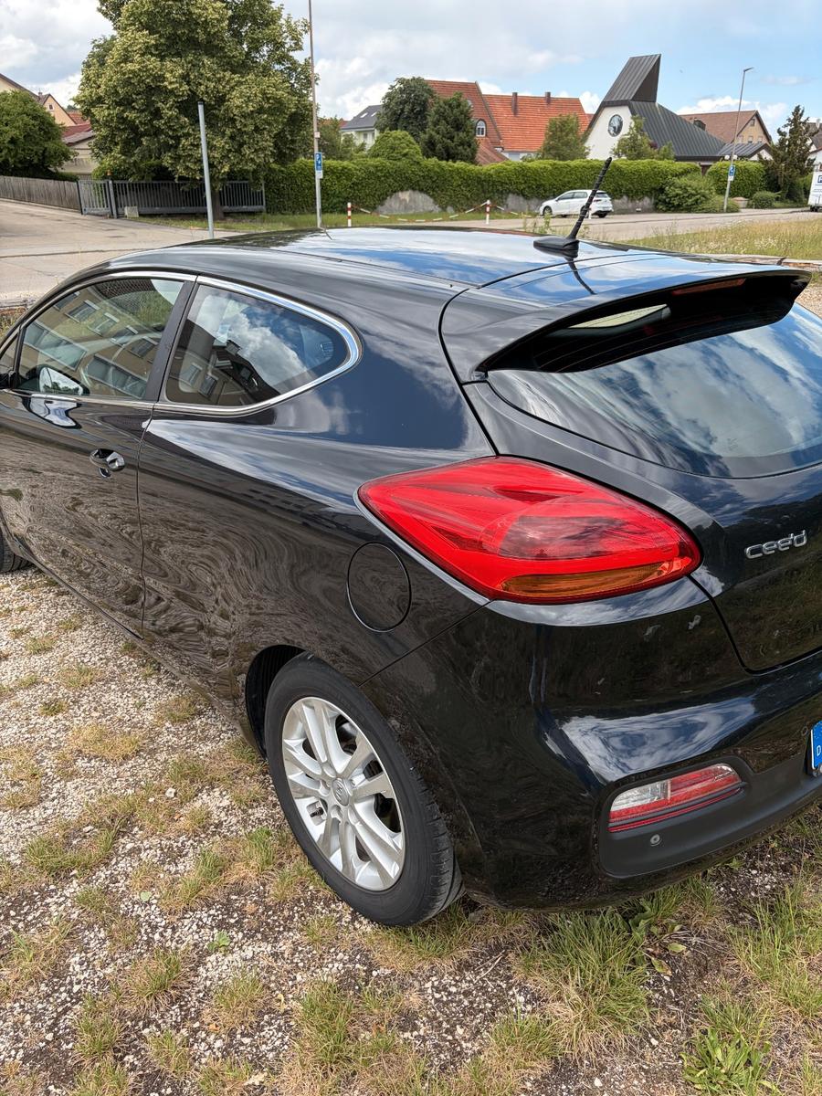 Kia ProCeed 1.6 GDI - Vision