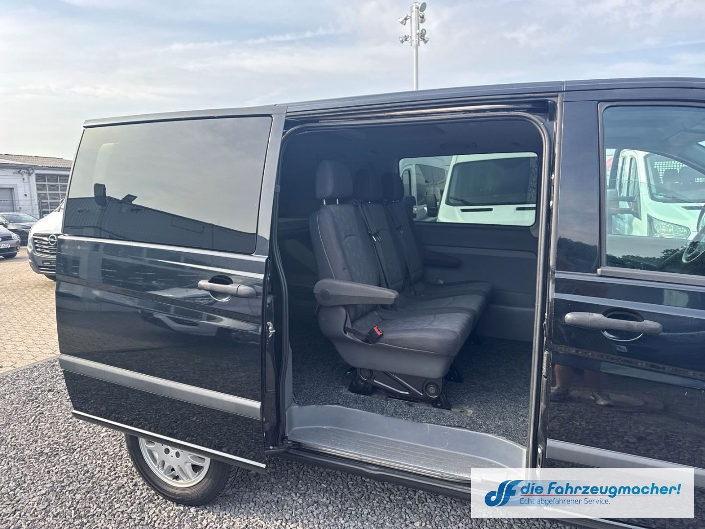 Fahrzeugabbildung Mercedes-Benz Vito Mixto 111 CDI kompakt DPF *EXPORT