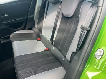 Fotografie 15 des Opel Mokka-e Elegance Kamera LED Sitzheizung 3-phasig