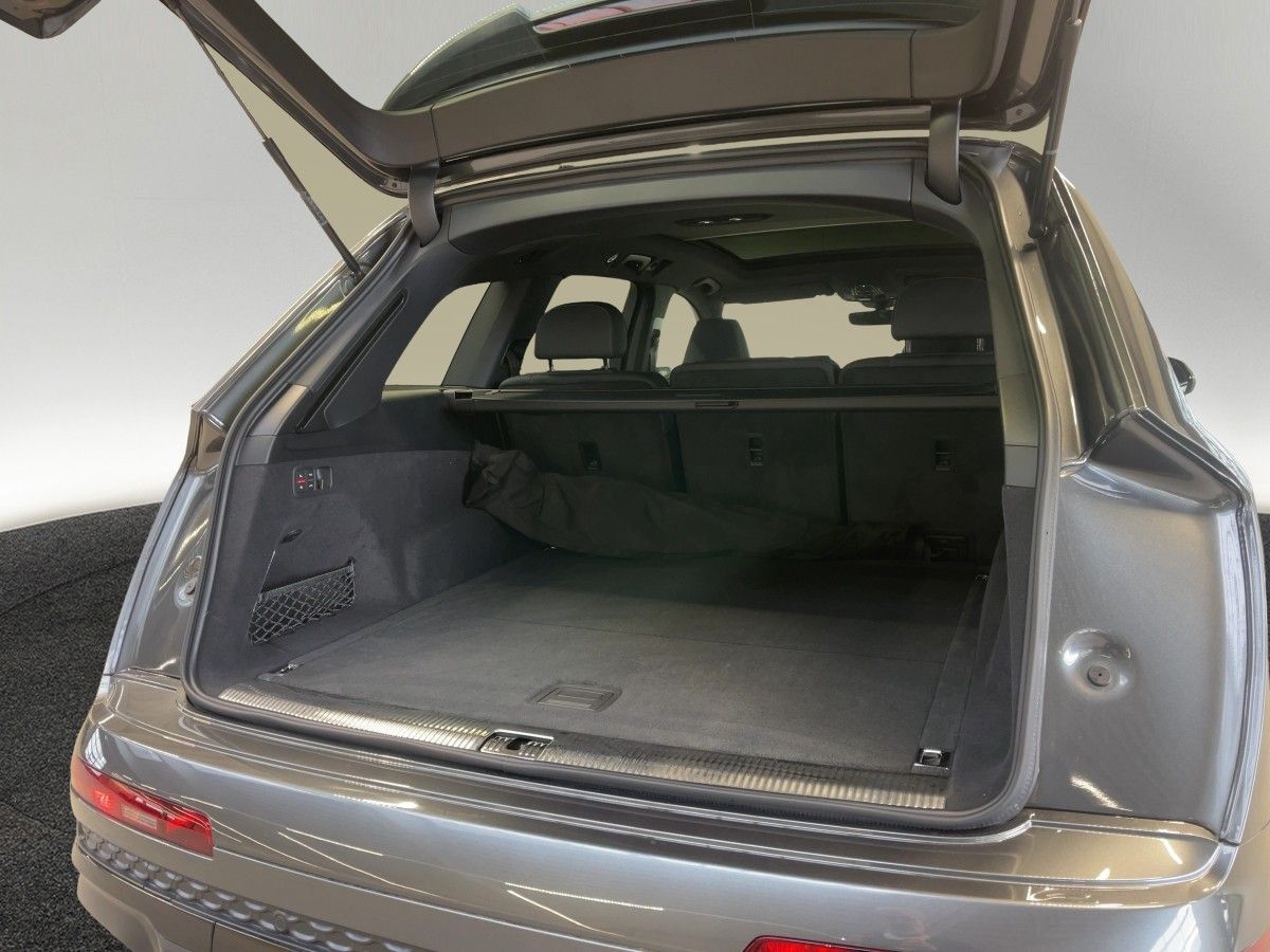 Audi SQ7 - Bild 6