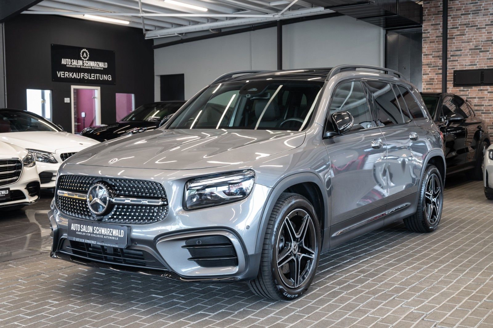 Mercedes-Benz GLB250 4M AMG-LINE NIGHT PANO AHK 360° MEMORY foto 2