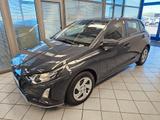Hyundai i20 Navi,Klimaanlage,PDC+Kamera,AppConnect - Hyundai Gebrauchtwagen in Köln