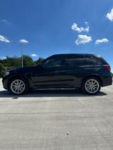BMW X5 xDrive30d , Panorama, H/K, Vollleder usw.  - BMW X5 mit Diesel-Antrieb: Luftfederung