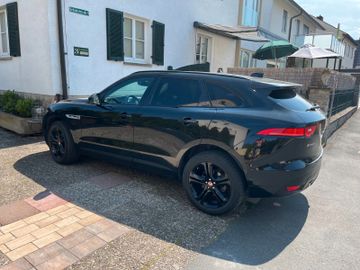 Jaguar F-Pace - 3