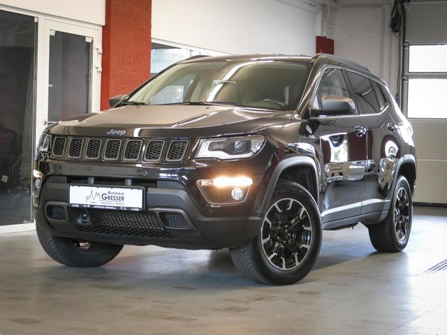 Jeep Compass Trailhawk Plug-In Hybrid 4WD