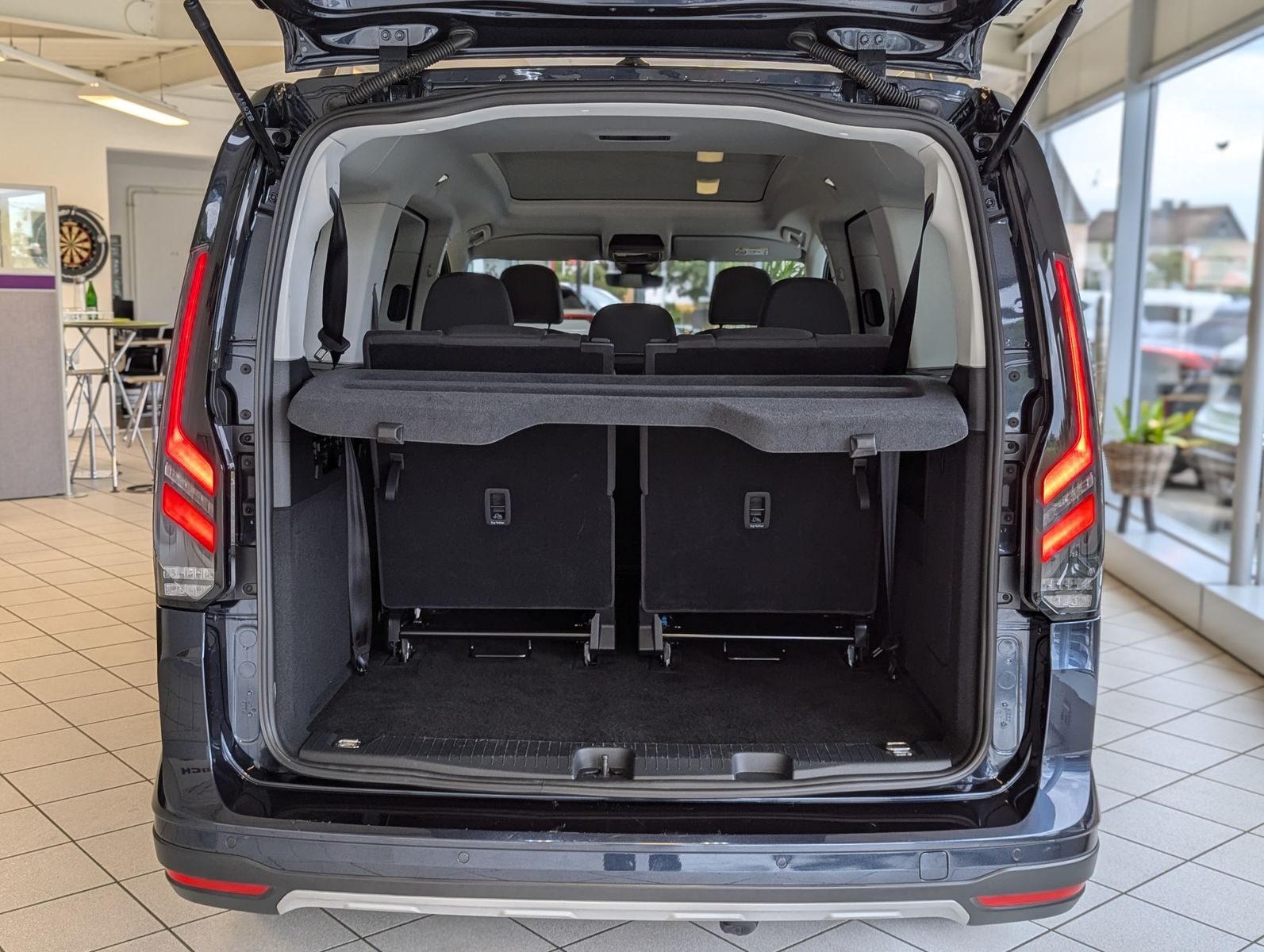 FORD Tourneo Connect L2 Active 7-Sitz Bi-LED Pano AHK - Image 18