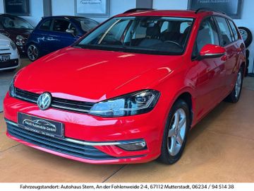 Volkswagen Golf - 1