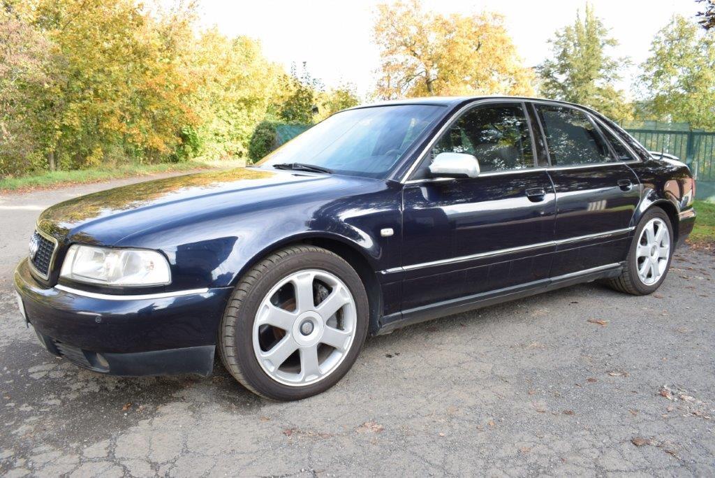 Audi S8 D2 4.2 tiptronic quattro LIMITED EDITION