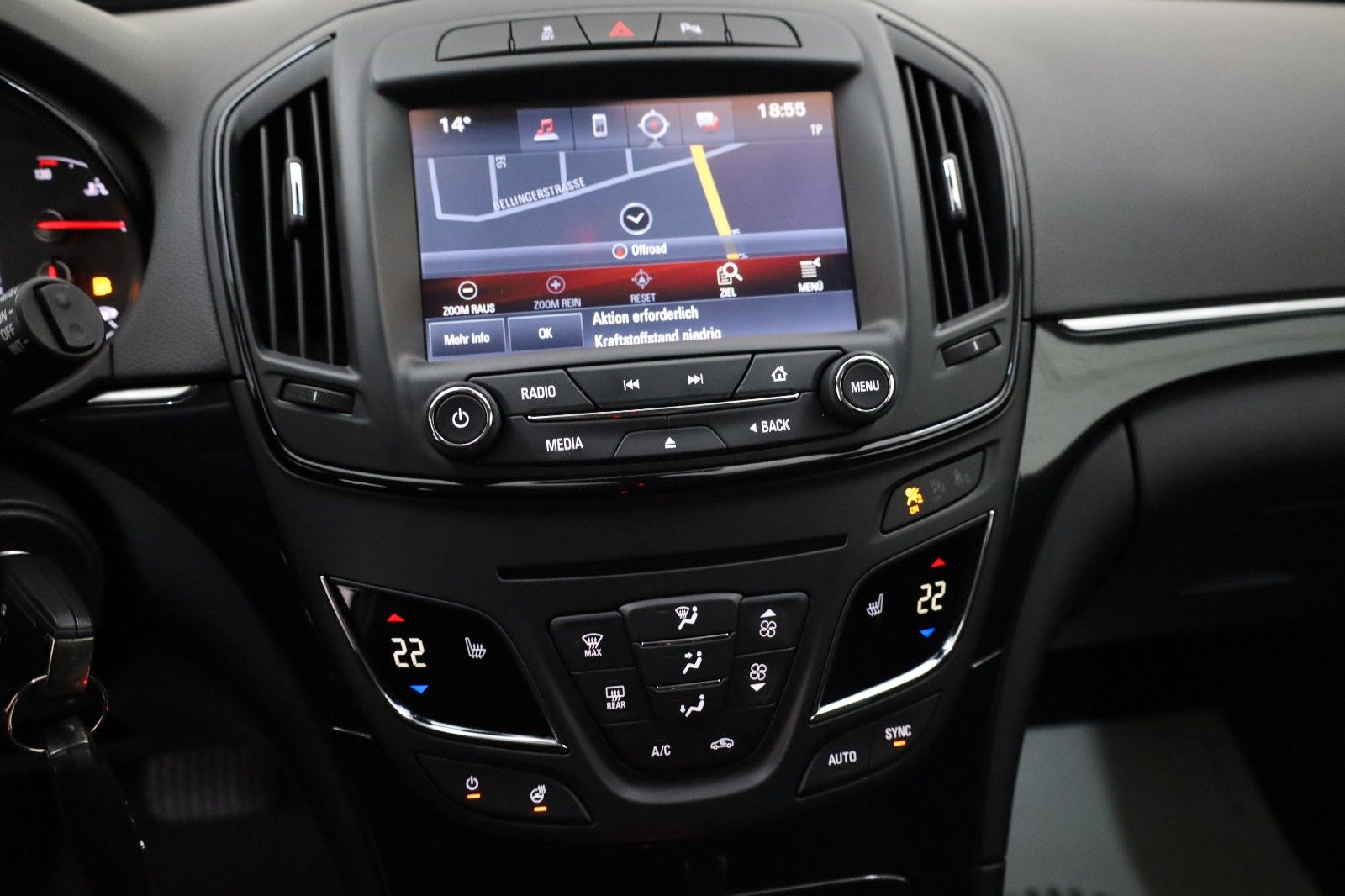 Fahrzeugabbildung Opel Insignia A ST Innovation Navi,Xenon,Kamera,SR+WR