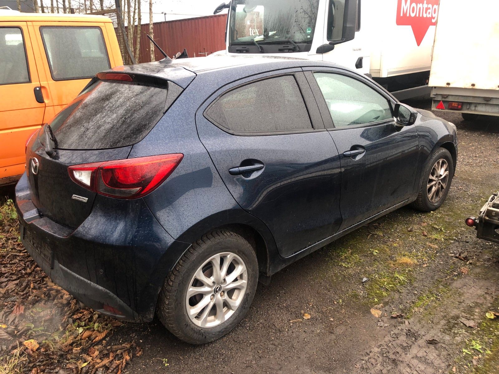 Fahrzeugabbildung Mazda 2 Lim. Exclusive-Line Seitenschaden