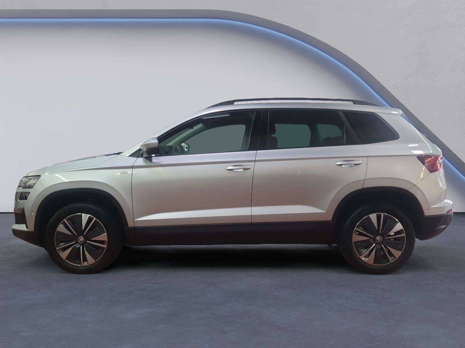 Skoda Karoq Tour 2.0 TDI DSG LED+SHZ+ACC imagem 2