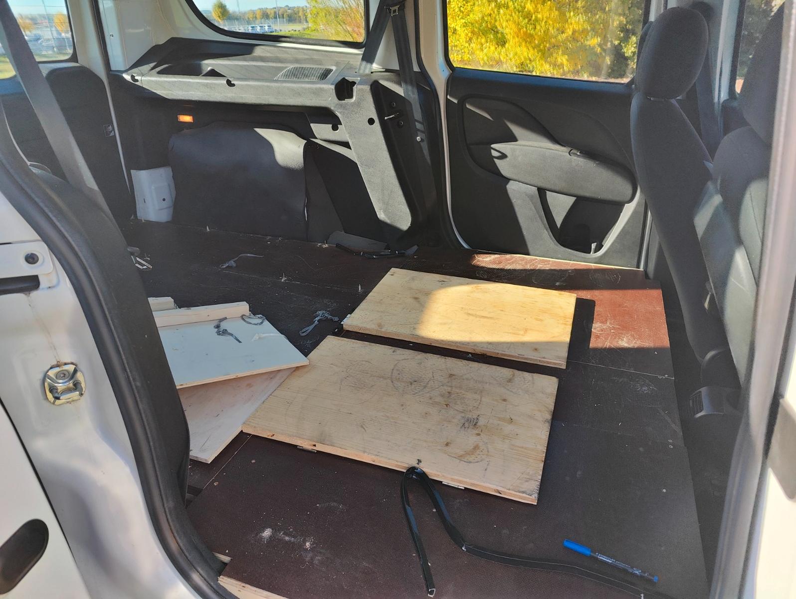 Fiat Doblo 2015 — photo 18