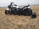 Indian Scout Bobber - INDIAN SCOUT Motorrad