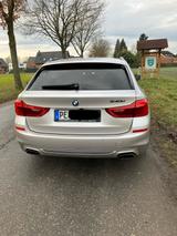 BMW 540d xDrive Touring A - Leder Sportsitze Individ - BMW 540 von privat