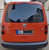 Volkswagen Caddy Soccer 105 PS mit Bett & Isolierverkleid. - Benzin Kastenwagen