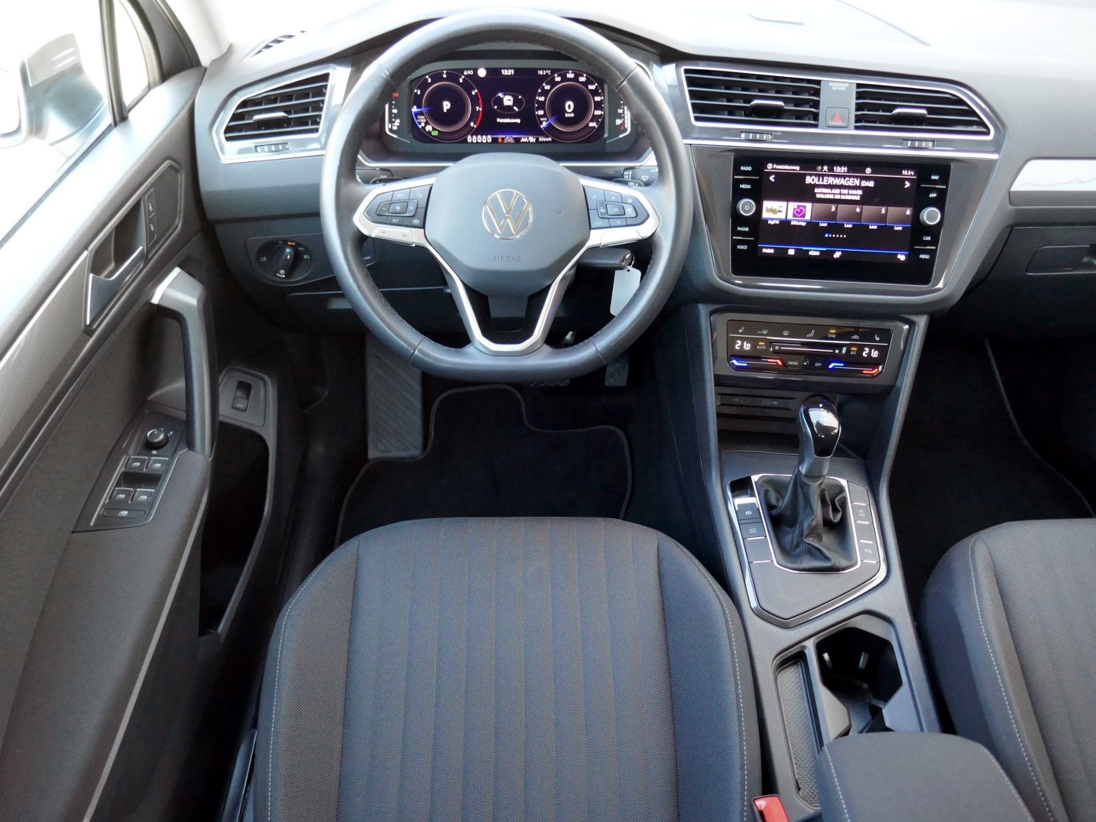 Fahrzeugabbildung Volkswagen Tiguan Allspace Life 1.5 TSI DSG | LED AHK ACC