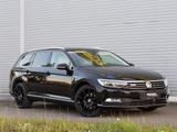 Volkswagen Passat Variant High. 4Motion*NAVI*AHK*PDC*ACC* - mit Diesel-Antrieb: Schwarz, Alcantara, Scheckheftgepflegt, Kombi