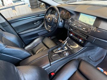 BMW 530 d xDrive *VOLLLEDER*NAVI*AHK*4-ZONEN KLIMA*