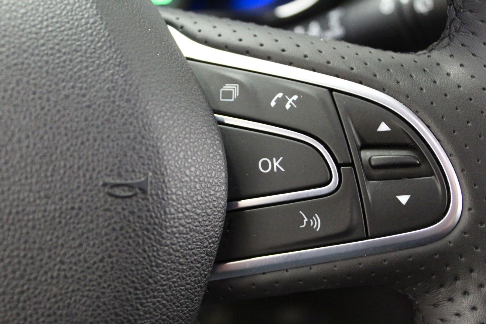 Fahrzeugabbildung Renault Koleos BLUE dCi 185 4WD X-tronic Initiale Paris