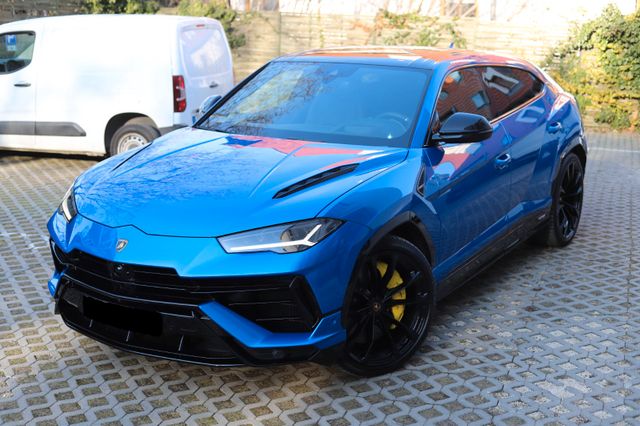 Lamborghini URUS S / AKRAPOVIC / PANO / B&O / MASSAGE