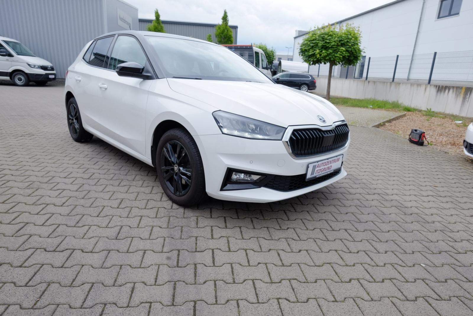 Skoda Fabia 1,0 TSI DSG Style/Kam/LED/AppC/SH/ALU/PDC