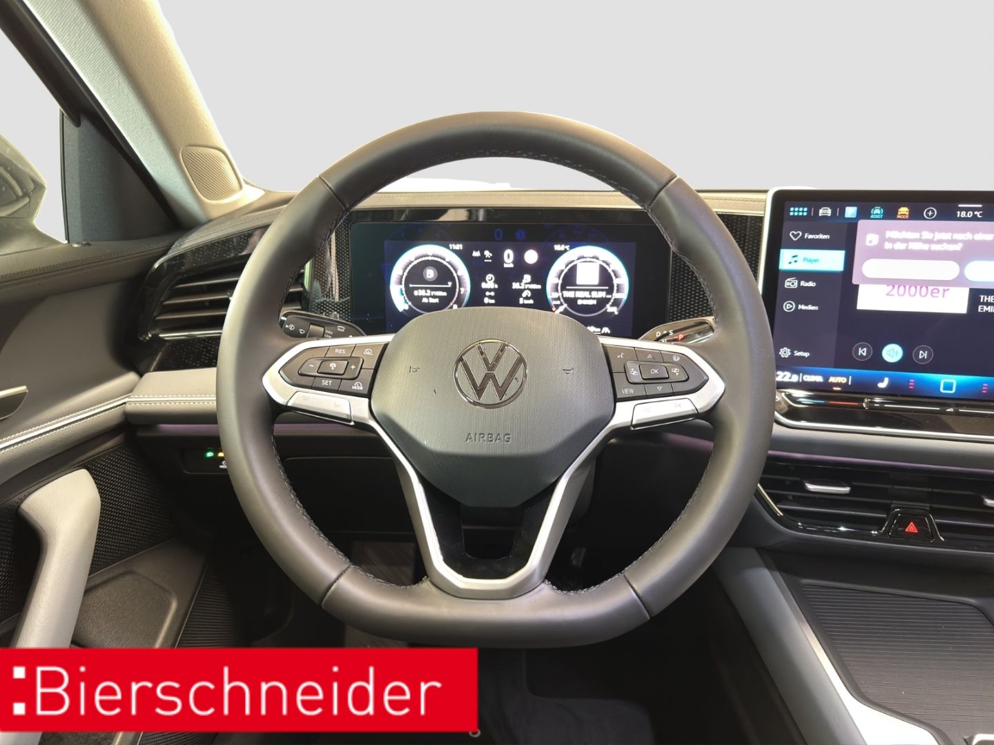 Volkswagen Passat Variant 1.5 eTSI DSG Business AHK 360  HU foto 13