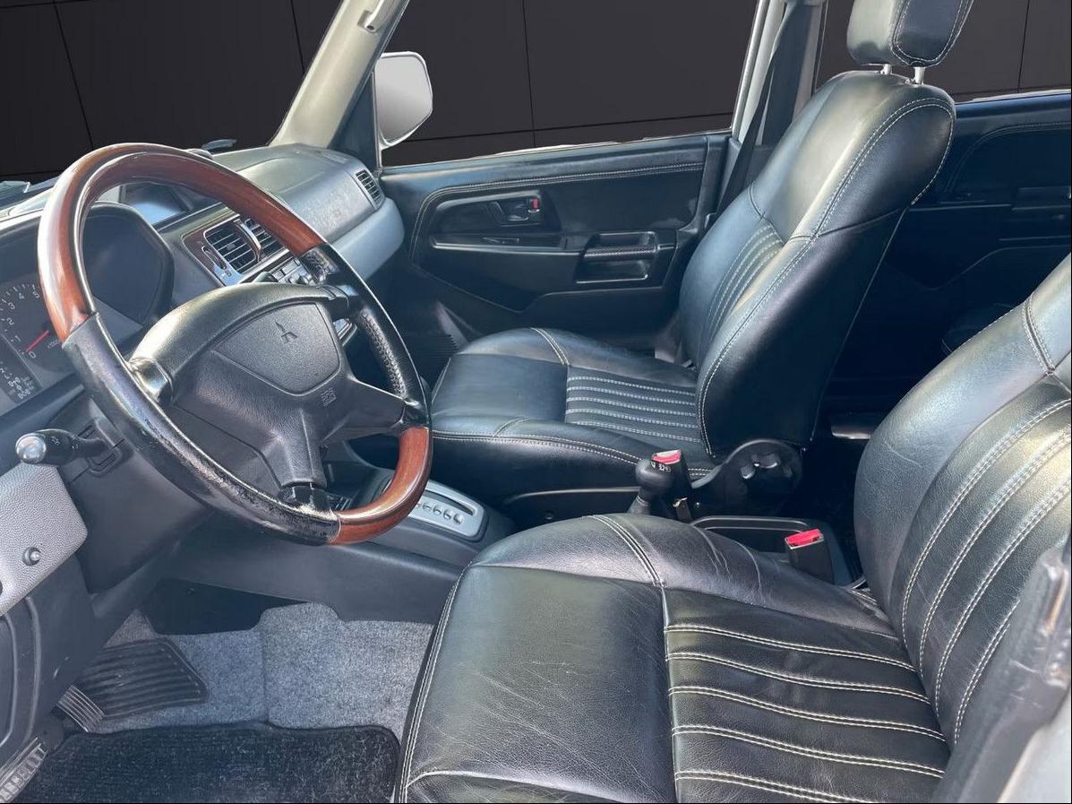 Mitsubishi Pajero Pinin 2.0 GDI 129CH | 4x4 | Cuir | Toit Ouvrant | GPS
