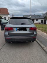 Mercedes-Benz GLC 200 4MATIC Autom. - - Mercedes-Benz GLC 200 mit Benzin-Antrieb: Grau, Geländewagen