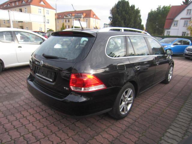 Volkswagen Golf 2009 — engine 1.390 cm³, 122 HP (90kW)