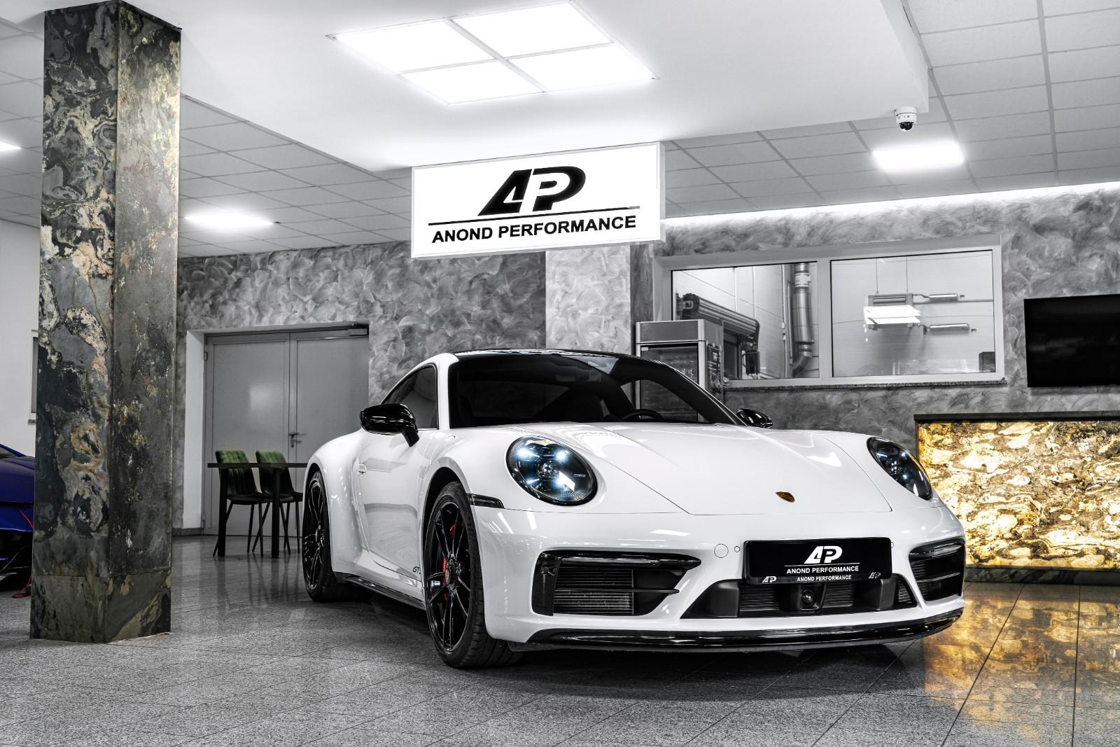 Porsche 911 4GTS WARRANTY/PASM/PDLS+/KARBON/BOSE