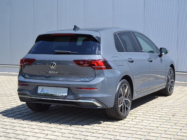 Golf VIII 1.5 eTSI 150 PS DSG "50 Jahre" PANORAM