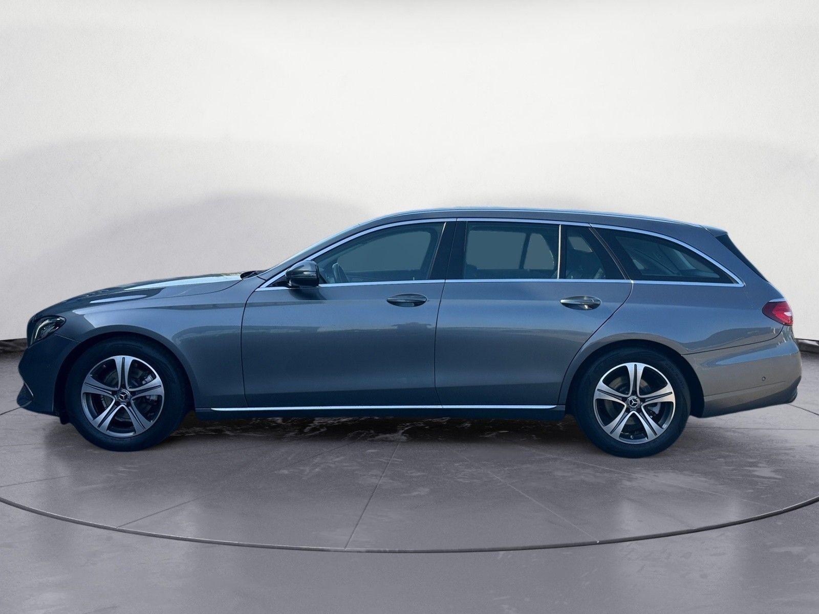 Mercedes-Benz E-Class d T-Modell Avantgarde, миниатюра 3