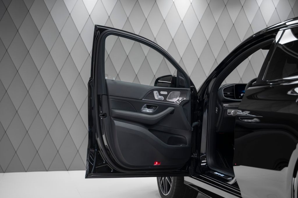 GLE 63 AMG COUPE BLACK / BLACK CARBON - Bild 13