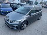 Volkswagen Touran Highline /R-Line - Volkswagen Touran: R Line