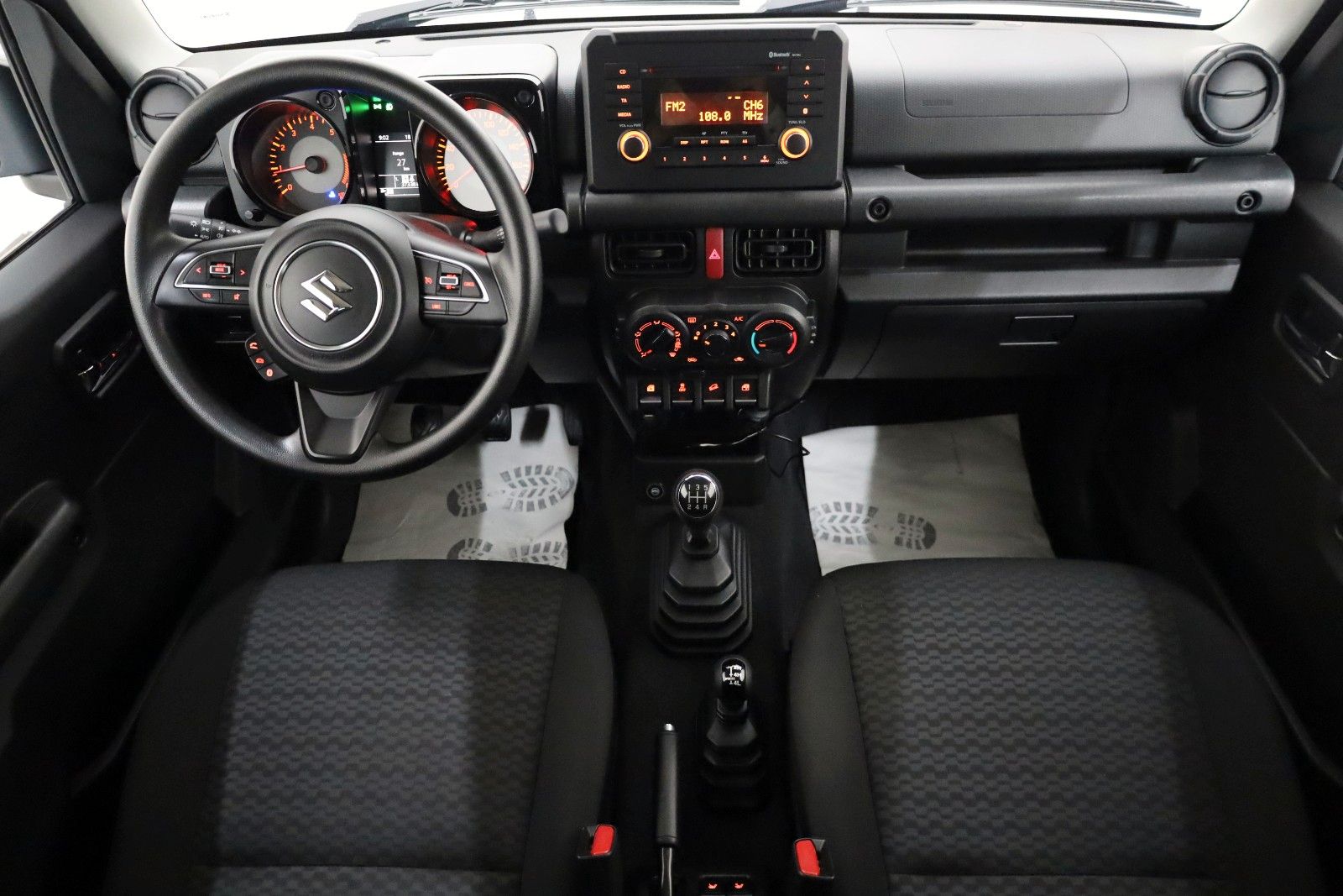 Fahrzeugabbildung Suzuki Jimny Comfort+ AllGrip,4WD,AUTOMATIK,AHK,4 Sitze