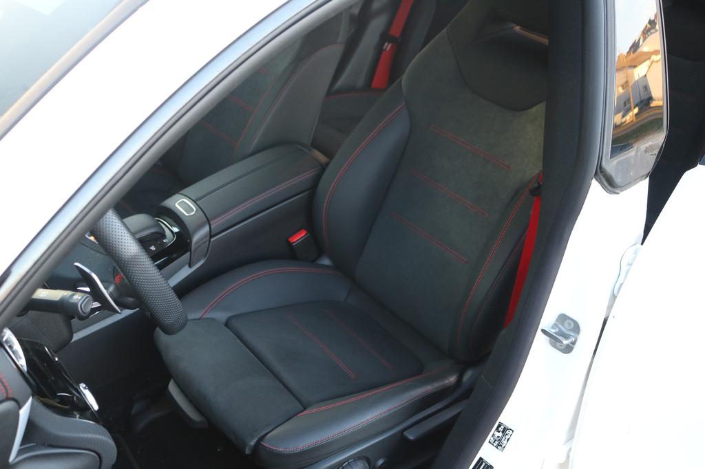 Mercedes-Benz CLA 35 AMG Shooting Brake