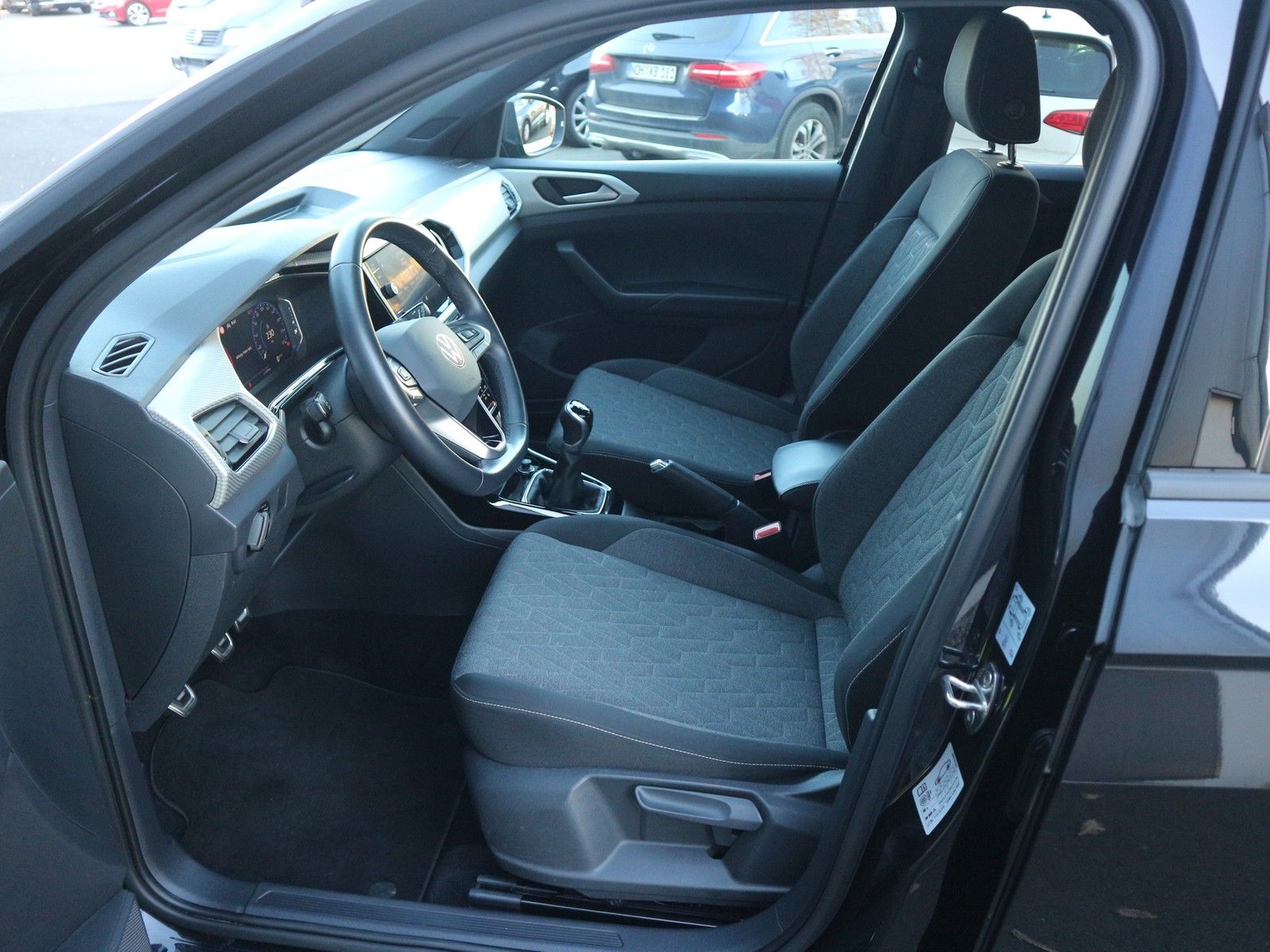 Volkswagen T-Cross - Bild 9