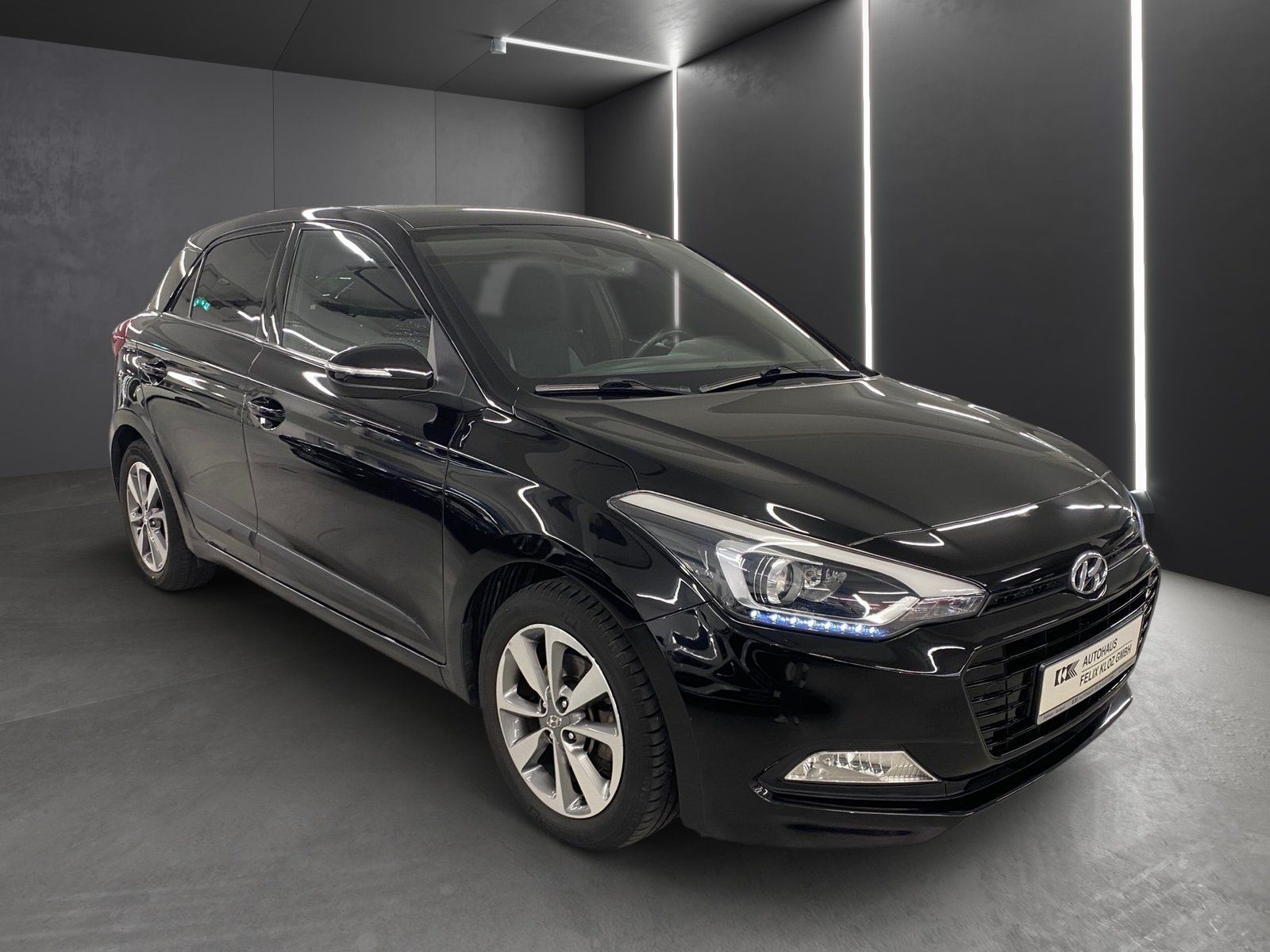 Fahrzeugabbildung Hyundai i20 1.0 YES! Plus *Kamera*PDC*Sitzh.*Klima*Navi*