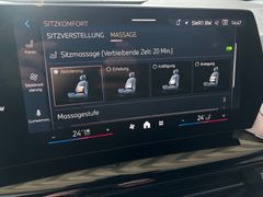 Fahrzeugabbildung BMW 218i Active Tourer M Sport--AHK/DrivingProf/Pano
