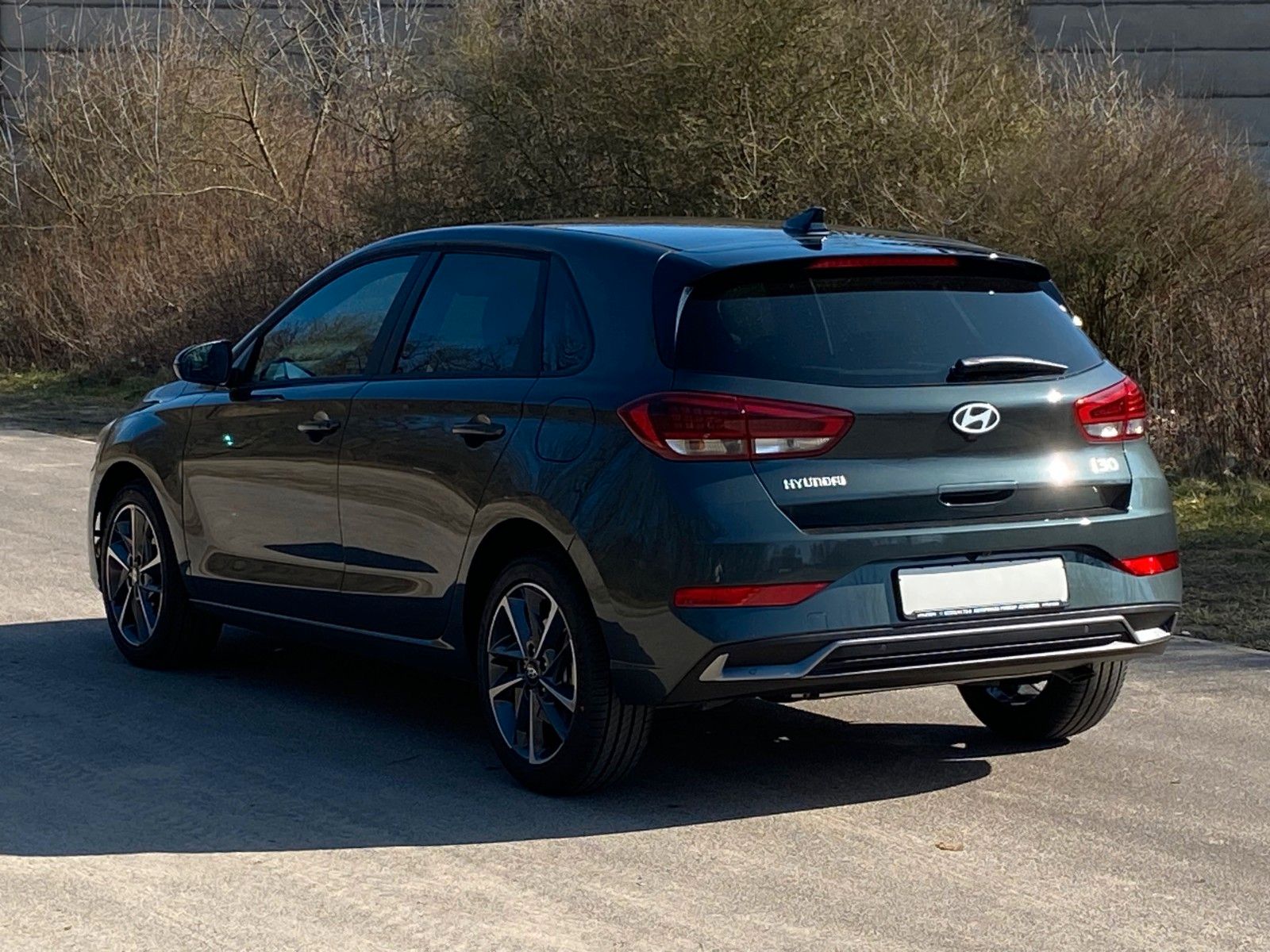 Fahrzeugabbildung Hyundai i30 1.5 T-GDI 48V Advantage *Navi*RFKamera*ACC*