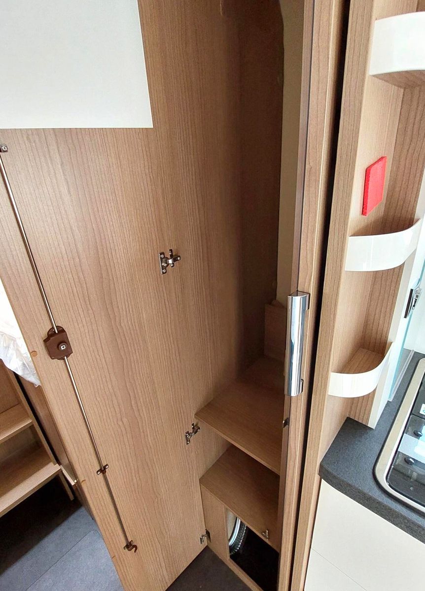 Fahrzeugabbildung Malibu I 460 KB LE comfort Automatik Markise