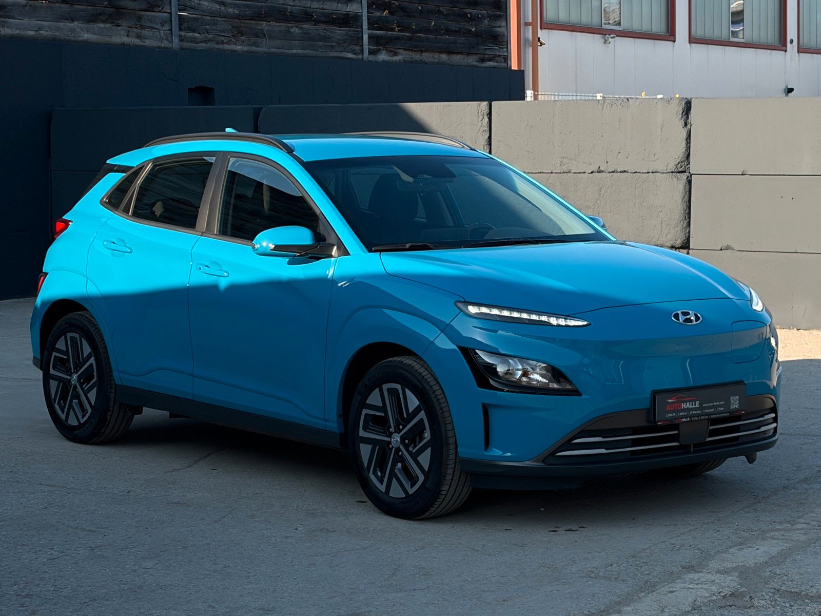 Fahrzeugabbildung Hyundai KONA E Select ACC Cam PDC LFA LKA LHZ SHZ