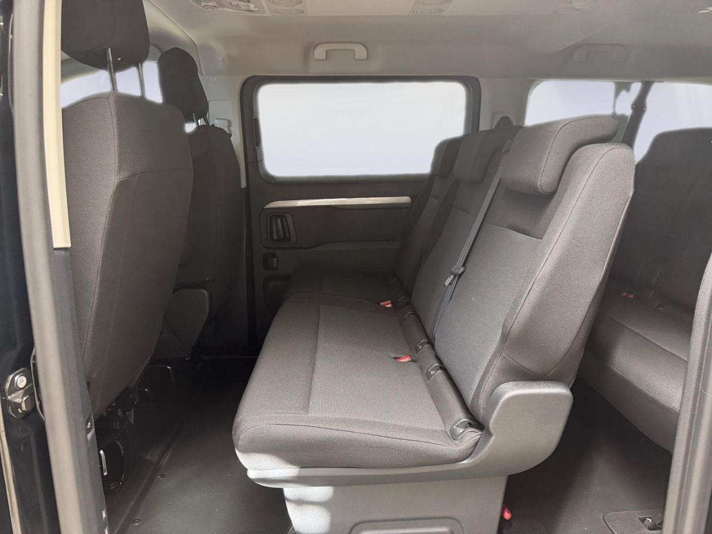 Peugeot Traveller - Bild 12